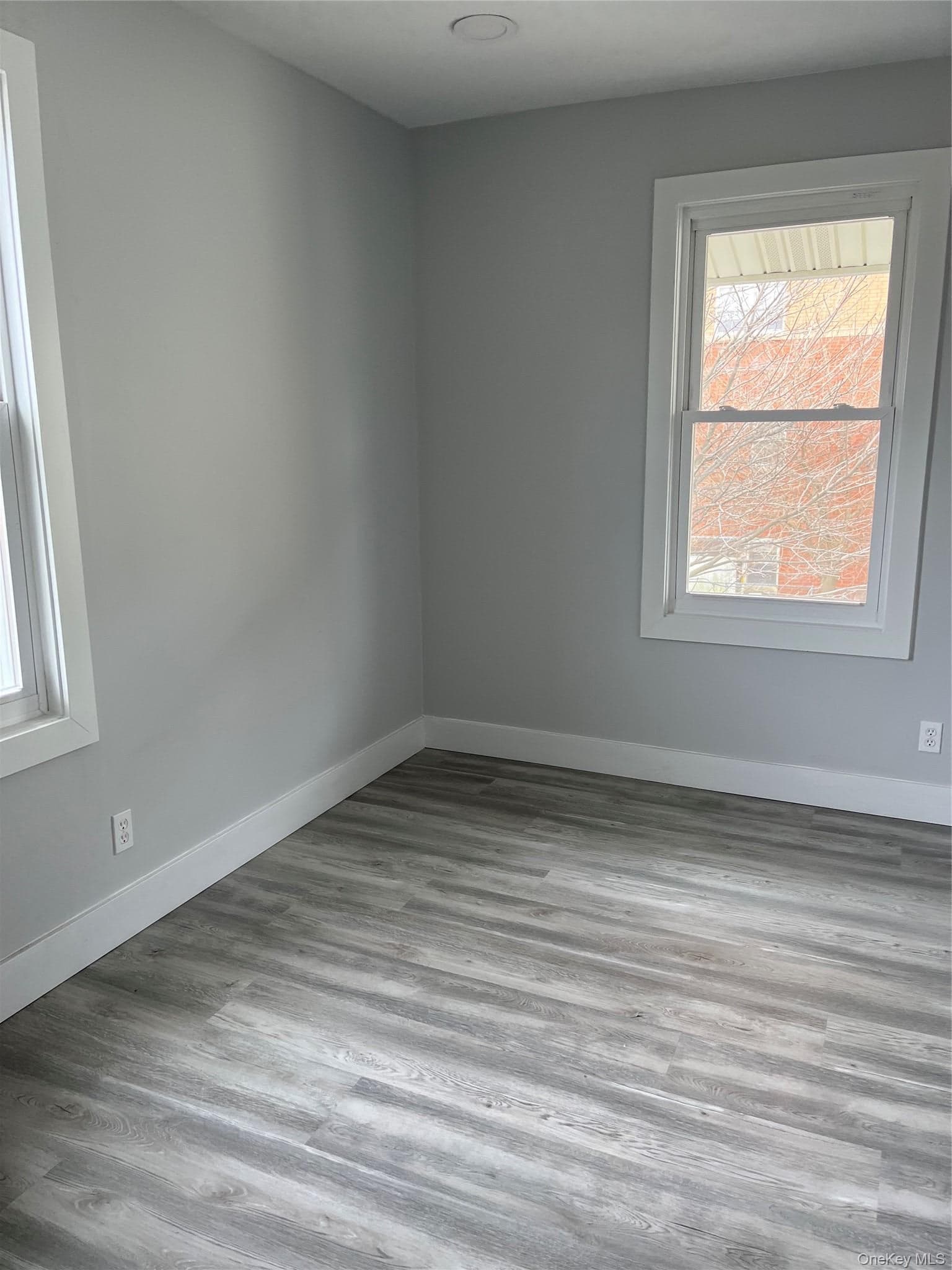 121 W Chester Street thumbnail 33