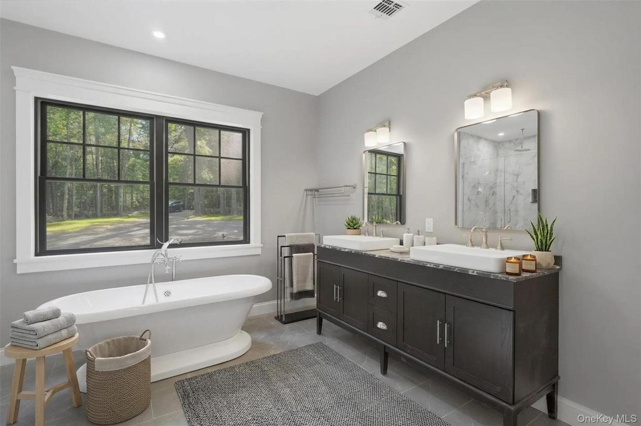 300 Van Tuyl Road thumbnail 15