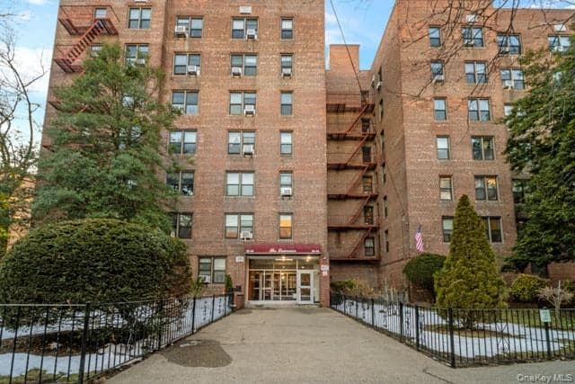 33-44 Junction Blvd Blvd Unit: 5V thumbnail 2