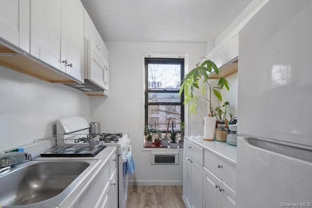 33-44 Junction Blvd Blvd Unit: 5V thumbnail 11
