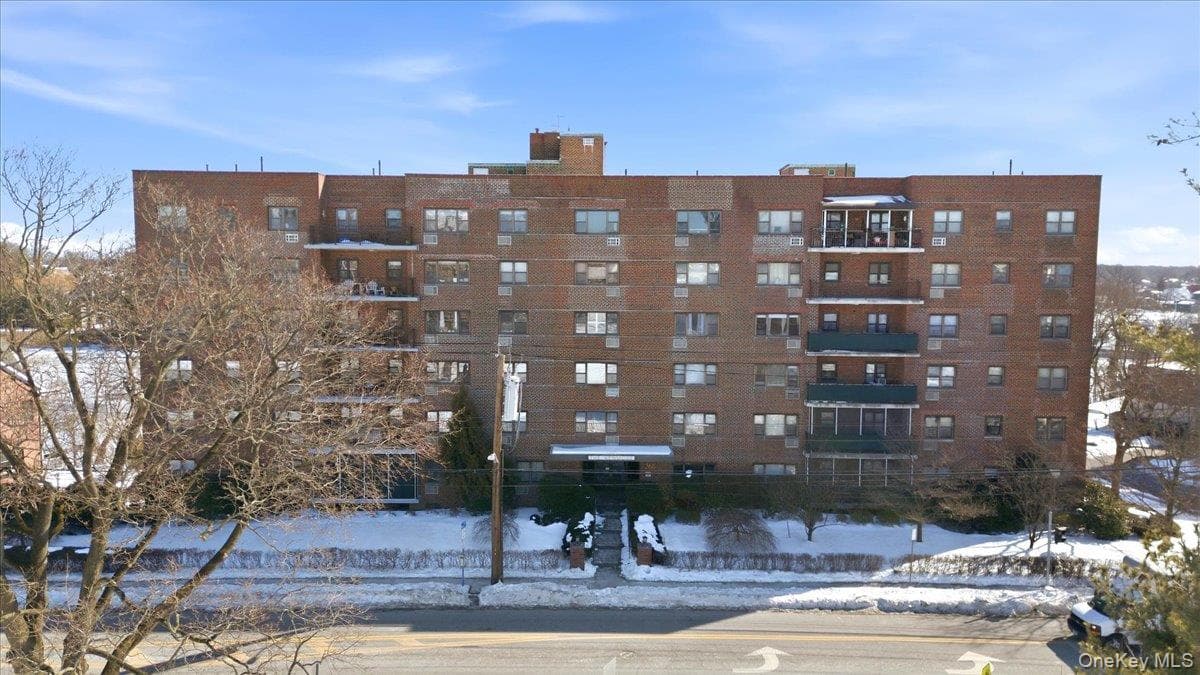 266 Pelham Road Unit: 4E, New Rochelle