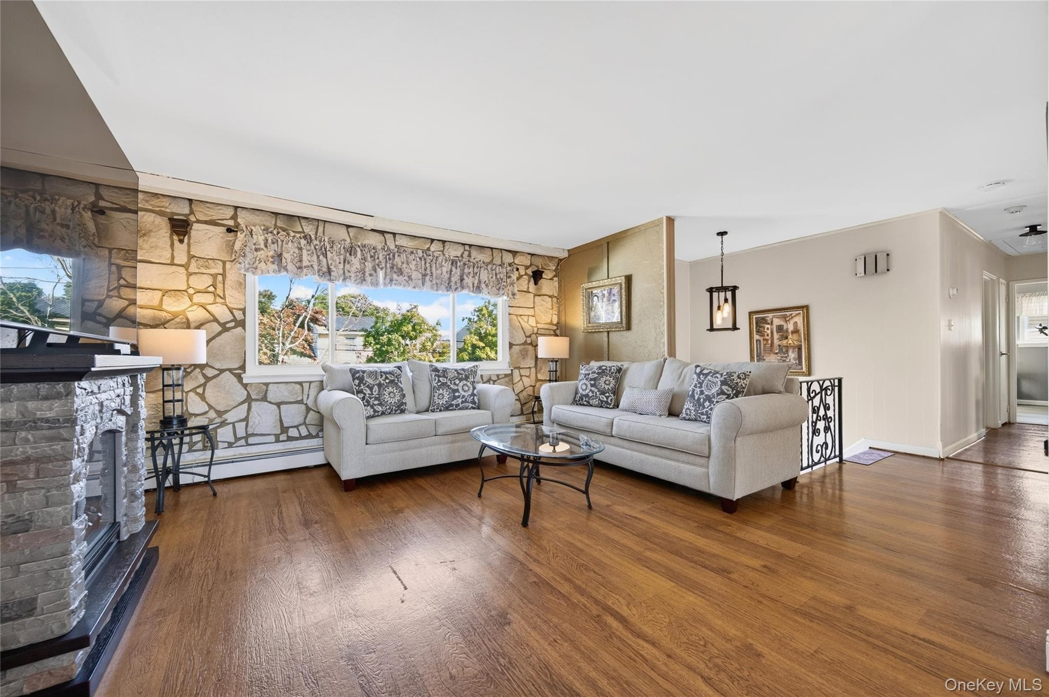 17 Sherwood Drive thumbnail 4