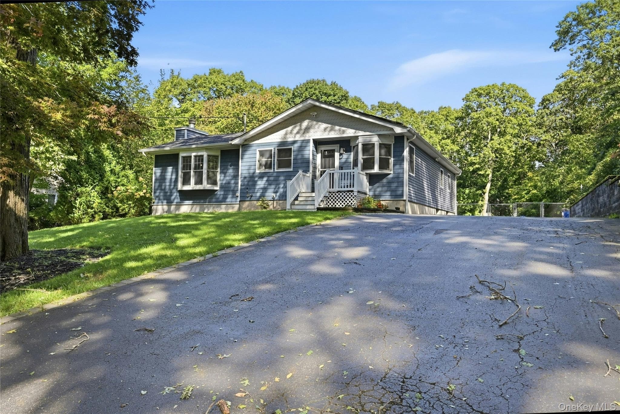 82 Oakwood Drive thumbnail 3