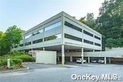 233 E Shore Road Unit: 204, Great Neck