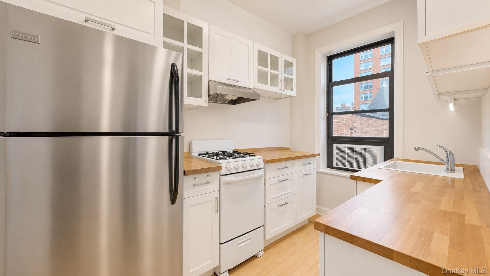 4-6 W 105th Street Unit: 6A thumbnail 13