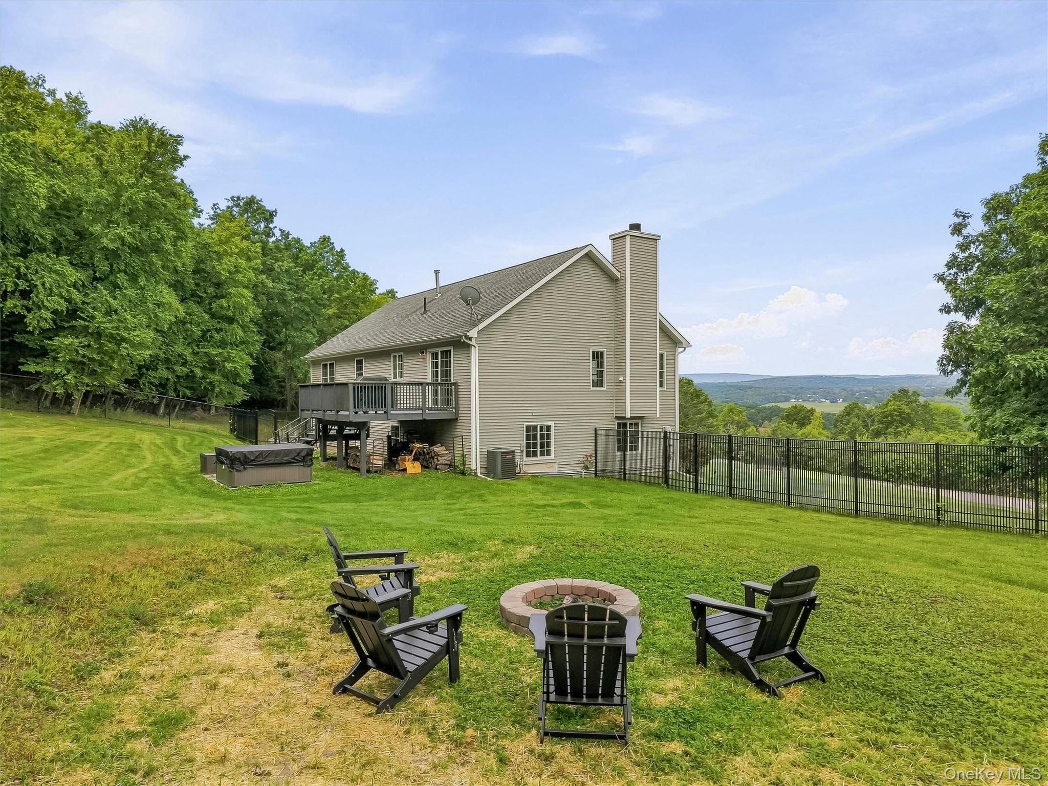 96 Bender Road thumbnail 35