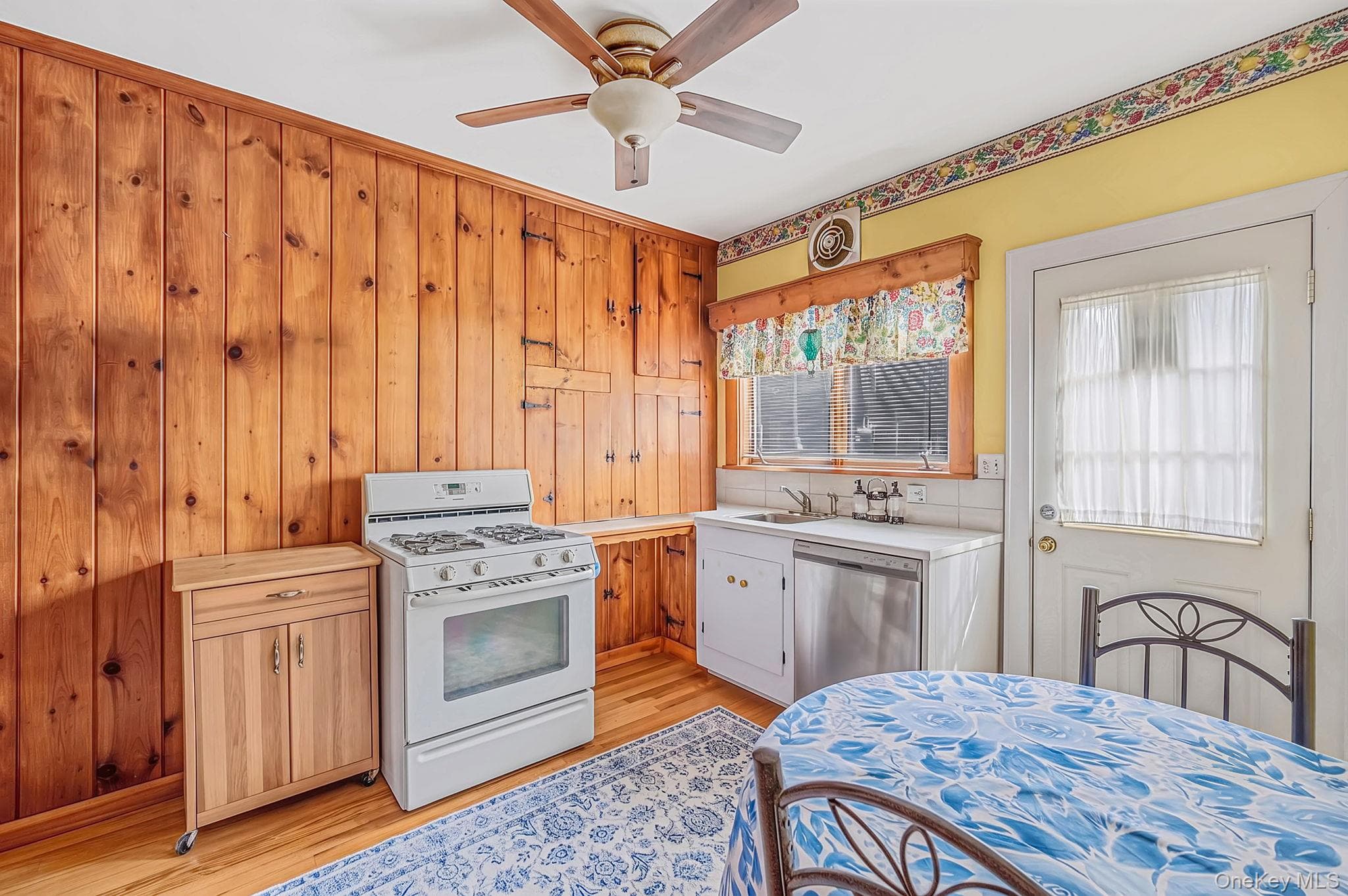46 Glenlawn Avenue thumbnail 10