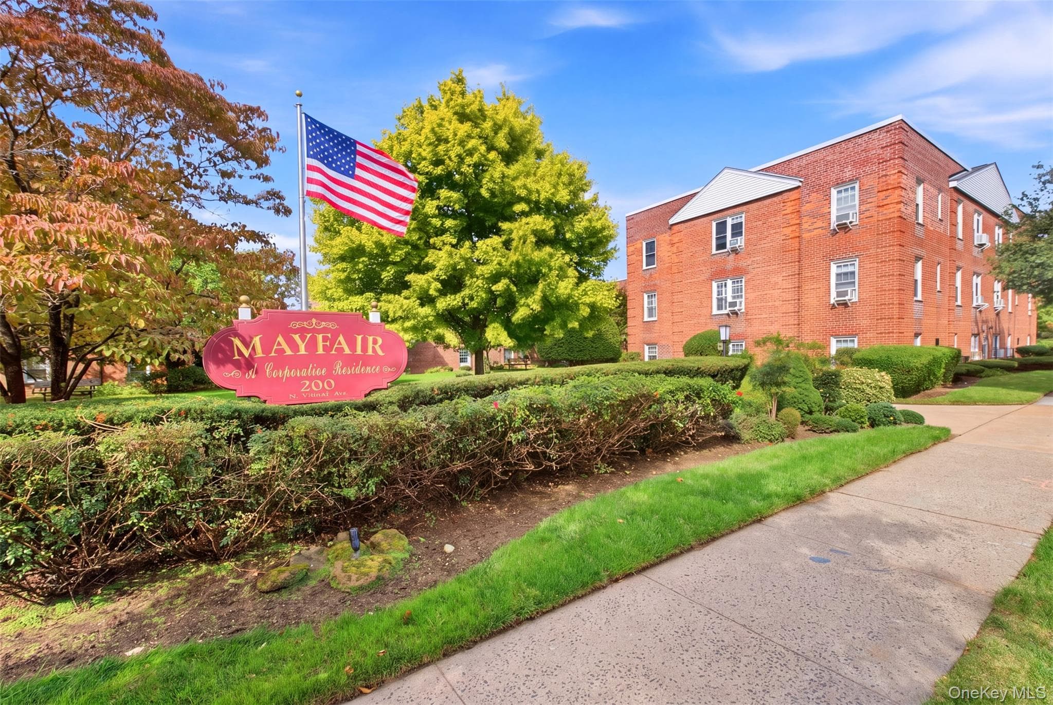 200 N Village Avenue Unit: D7, Rockville Centre