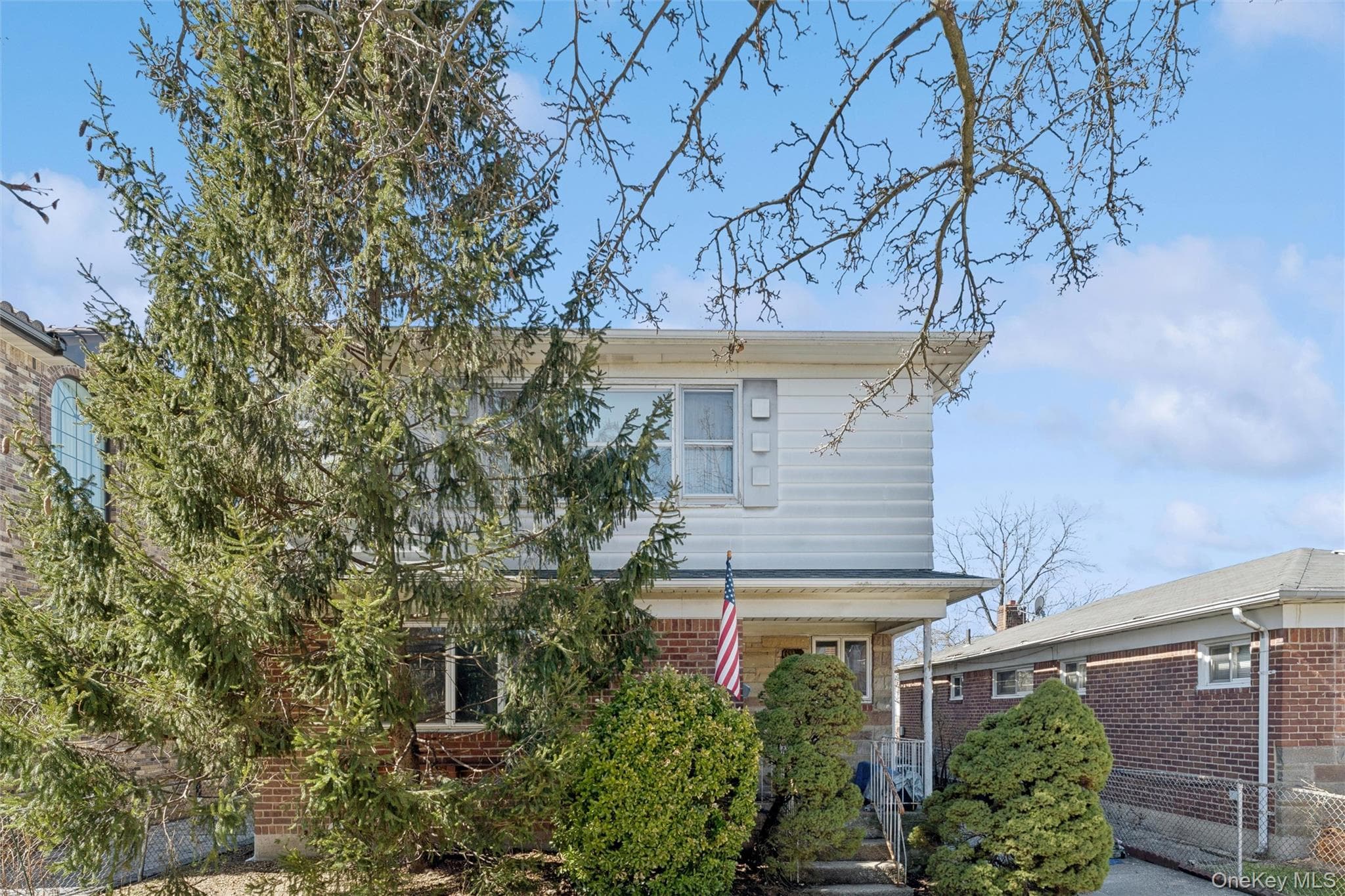 6912 Cloverdale Boulevard thumbnail 2