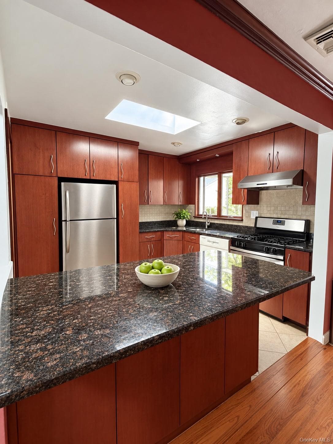 118 Leahy Street thumbnail 9