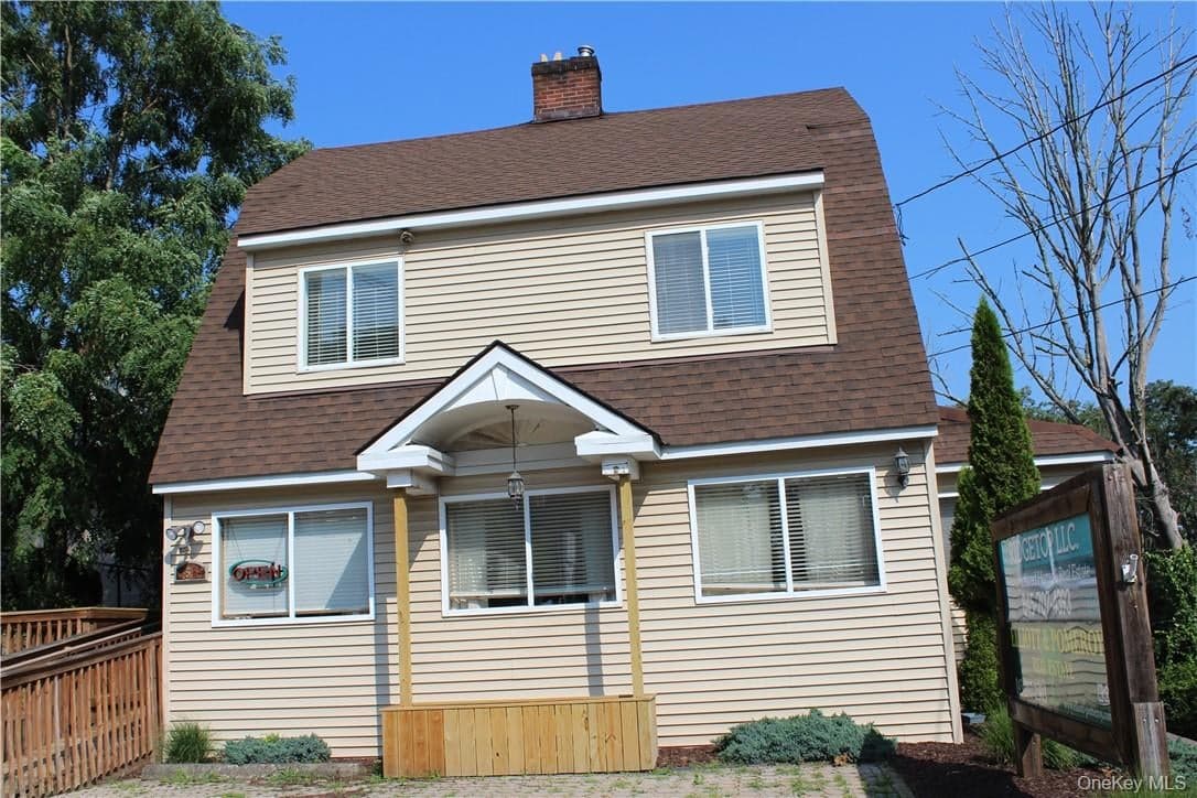 58 Pleasant Street thumbnail 4