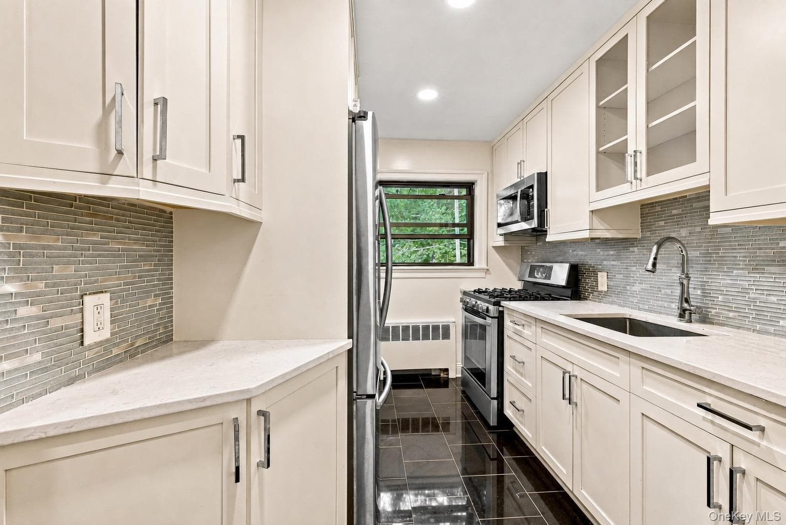73-02 Springfield Boulevard Unit: 2nd Fl, Bayside