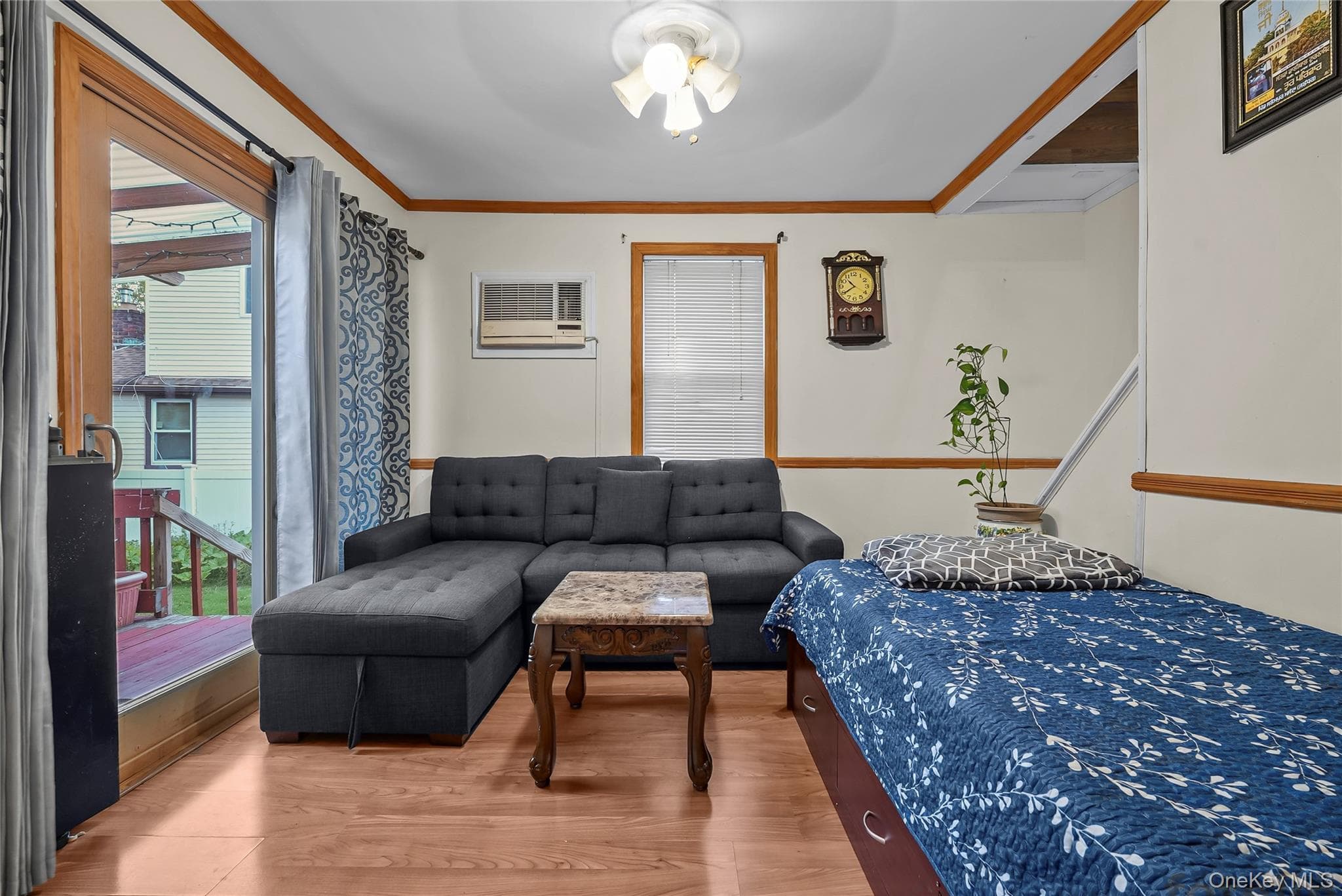 552 Kirkman Avenue thumbnail 17
