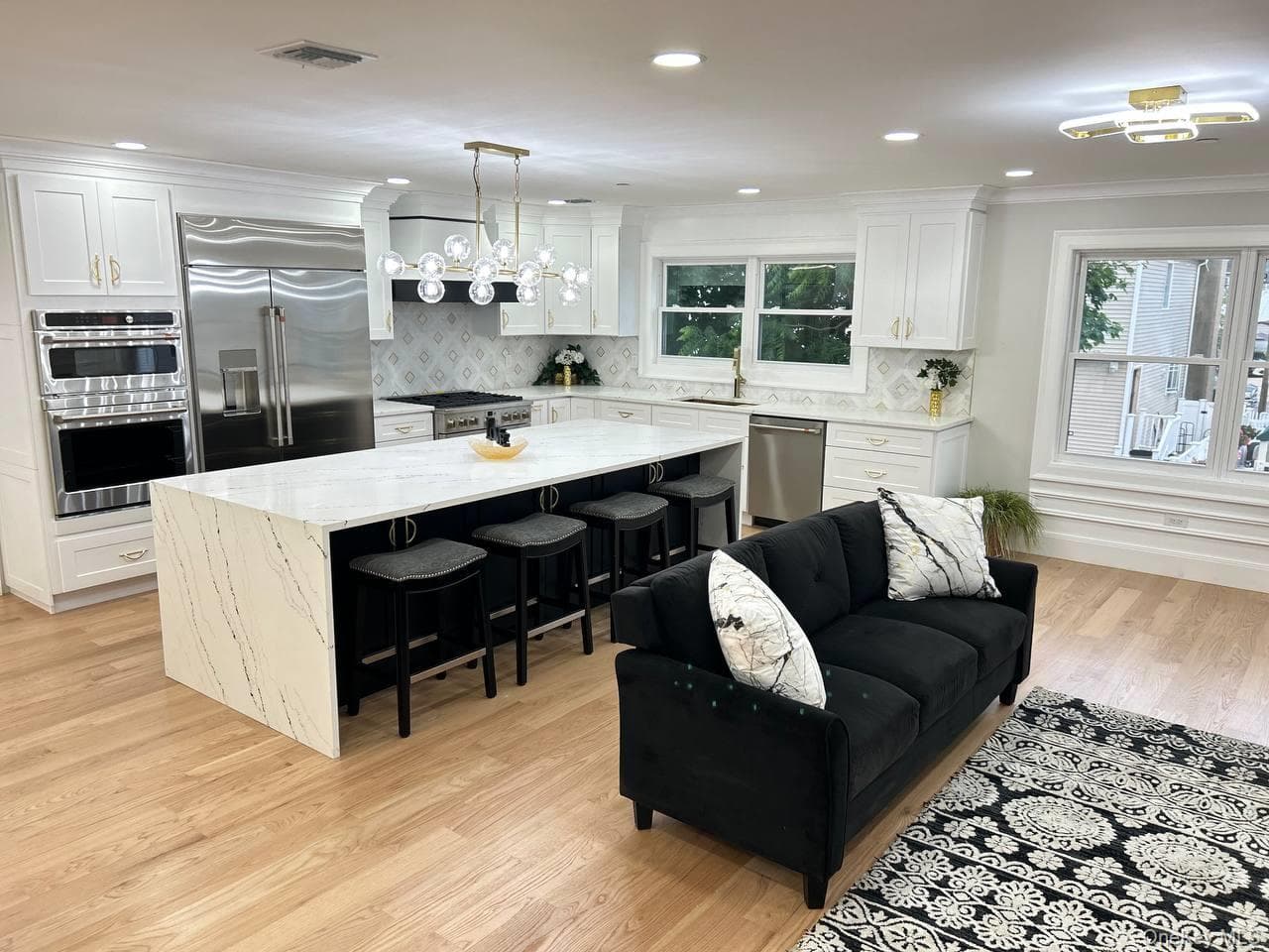 2450 Florin Court thumbnail 16