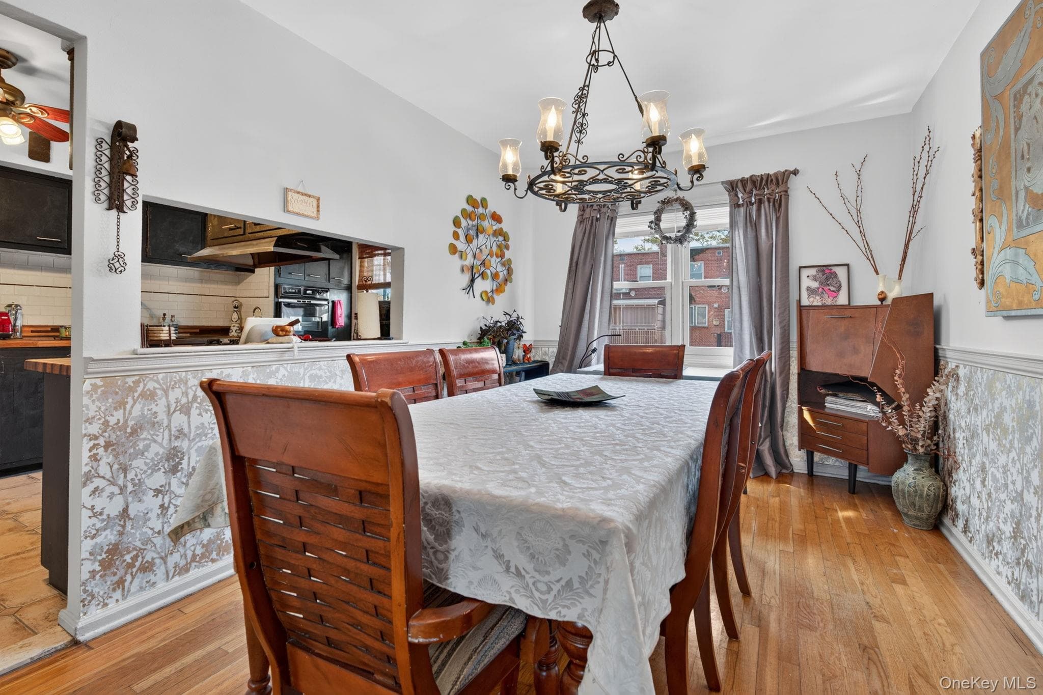2462 Bragg Street thumbnail 21