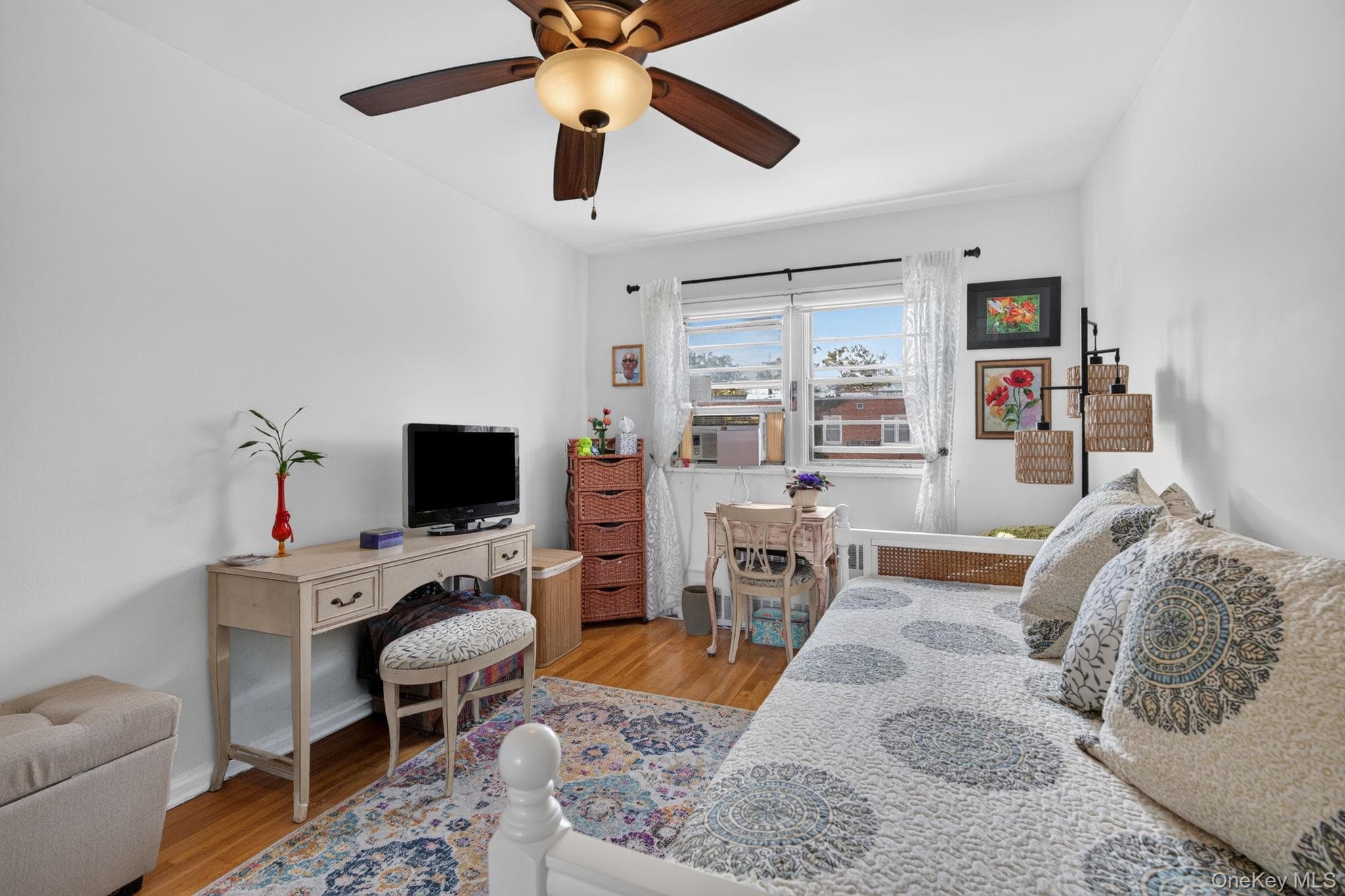 2462 Bragg Street thumbnail 33