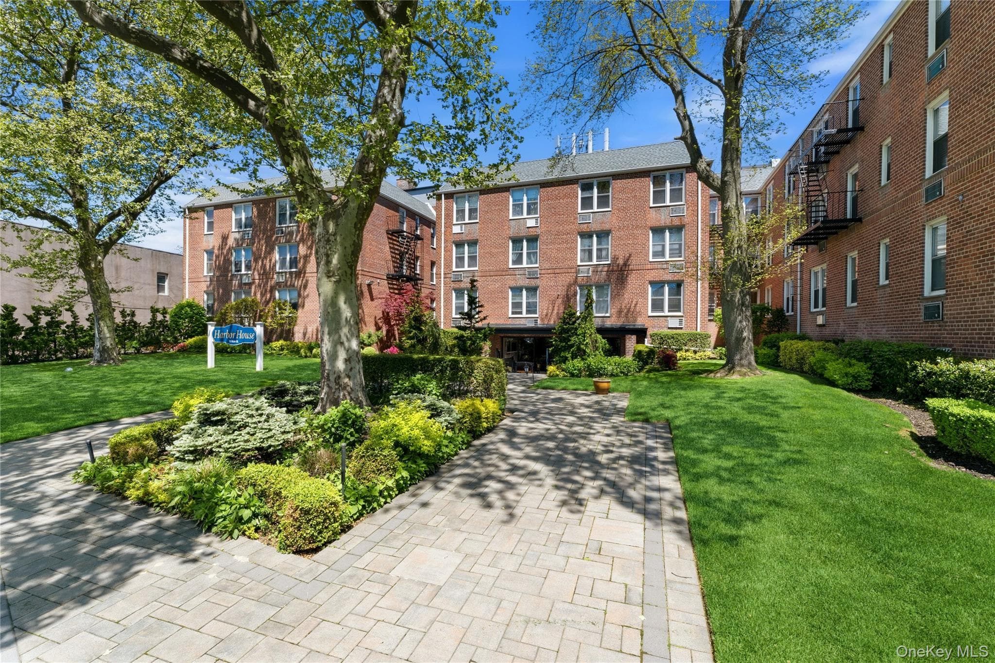16 Main Street Unit: 2K thumbnail 2