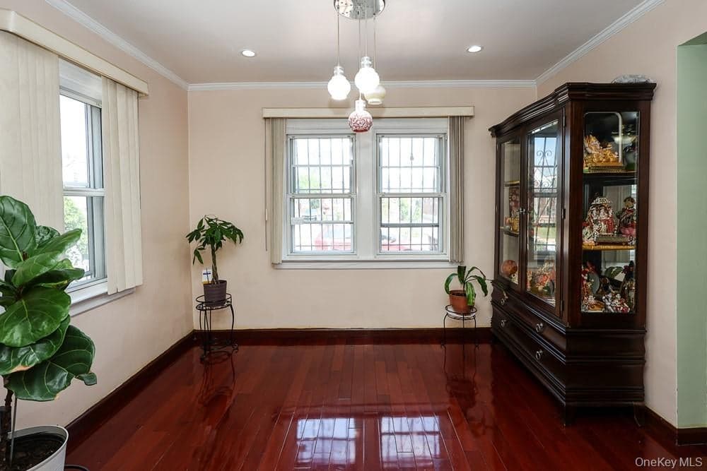18348 Camden Avenue thumbnail 4