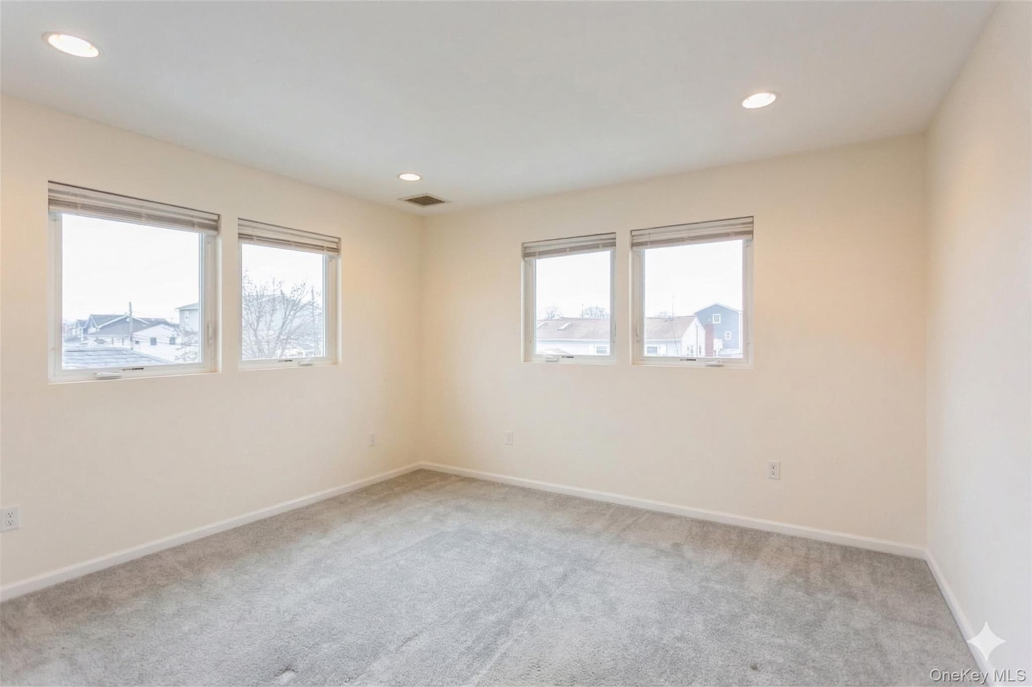 271 Arthur Street thumbnail 26