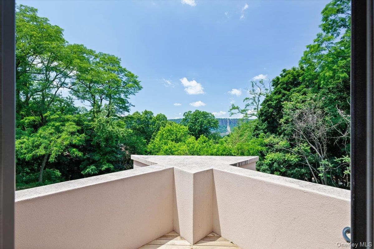 150 Pinecrest Drive thumbnail 27