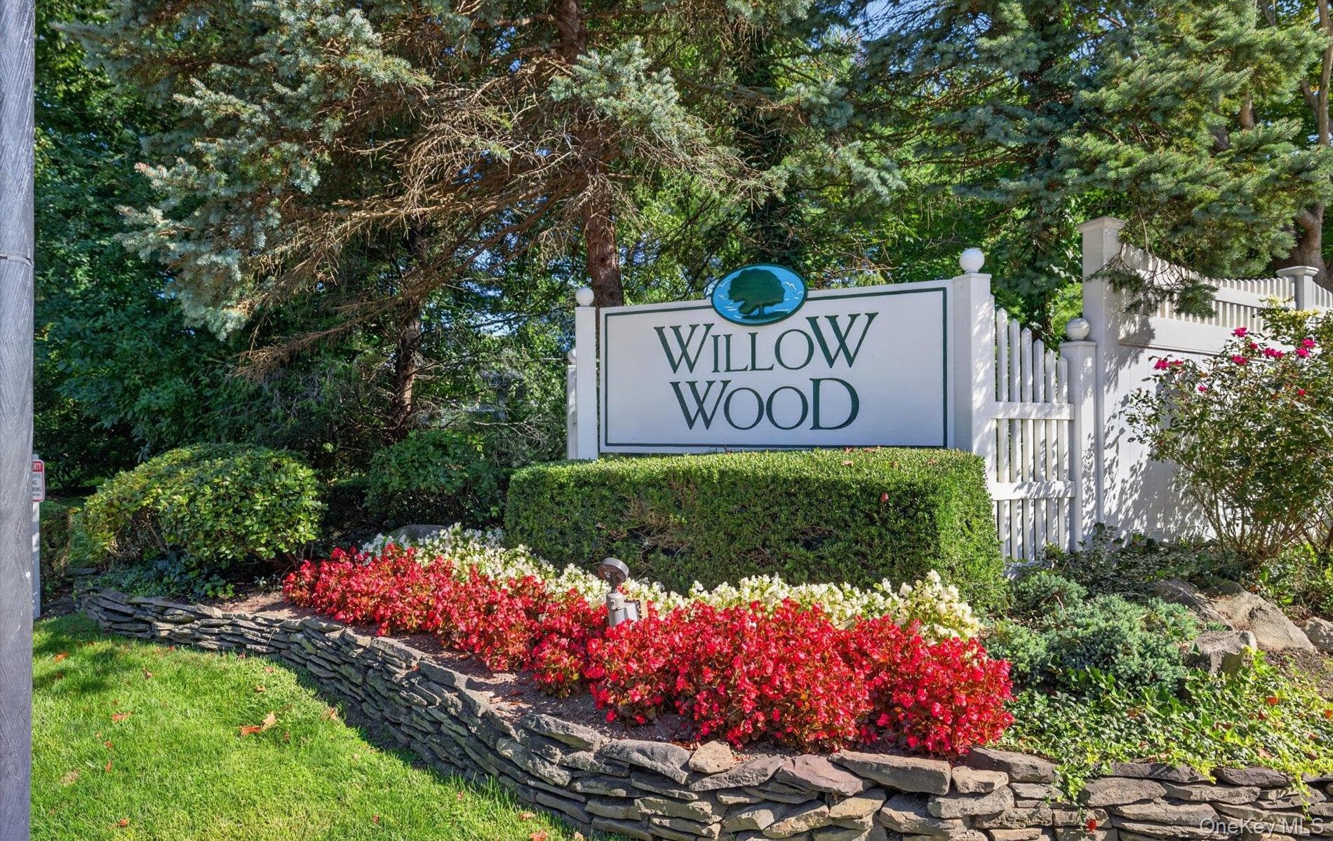 5 Monitor Road, Smithtown