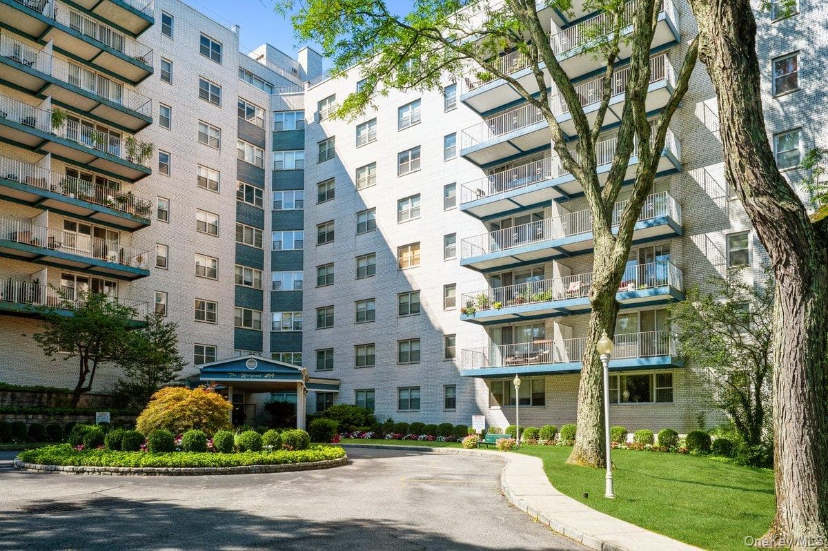 499 N Broadway Unit: 3A thumbnail 3