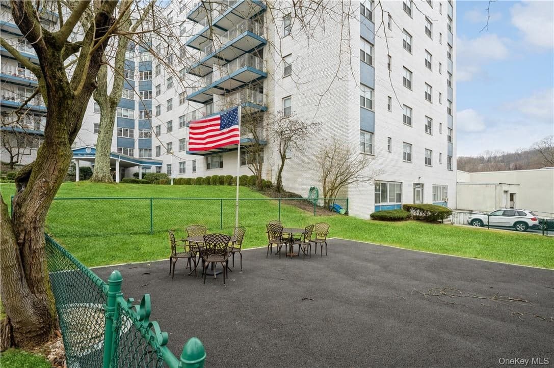 499 N Broadway Unit: 3A thumbnail 4