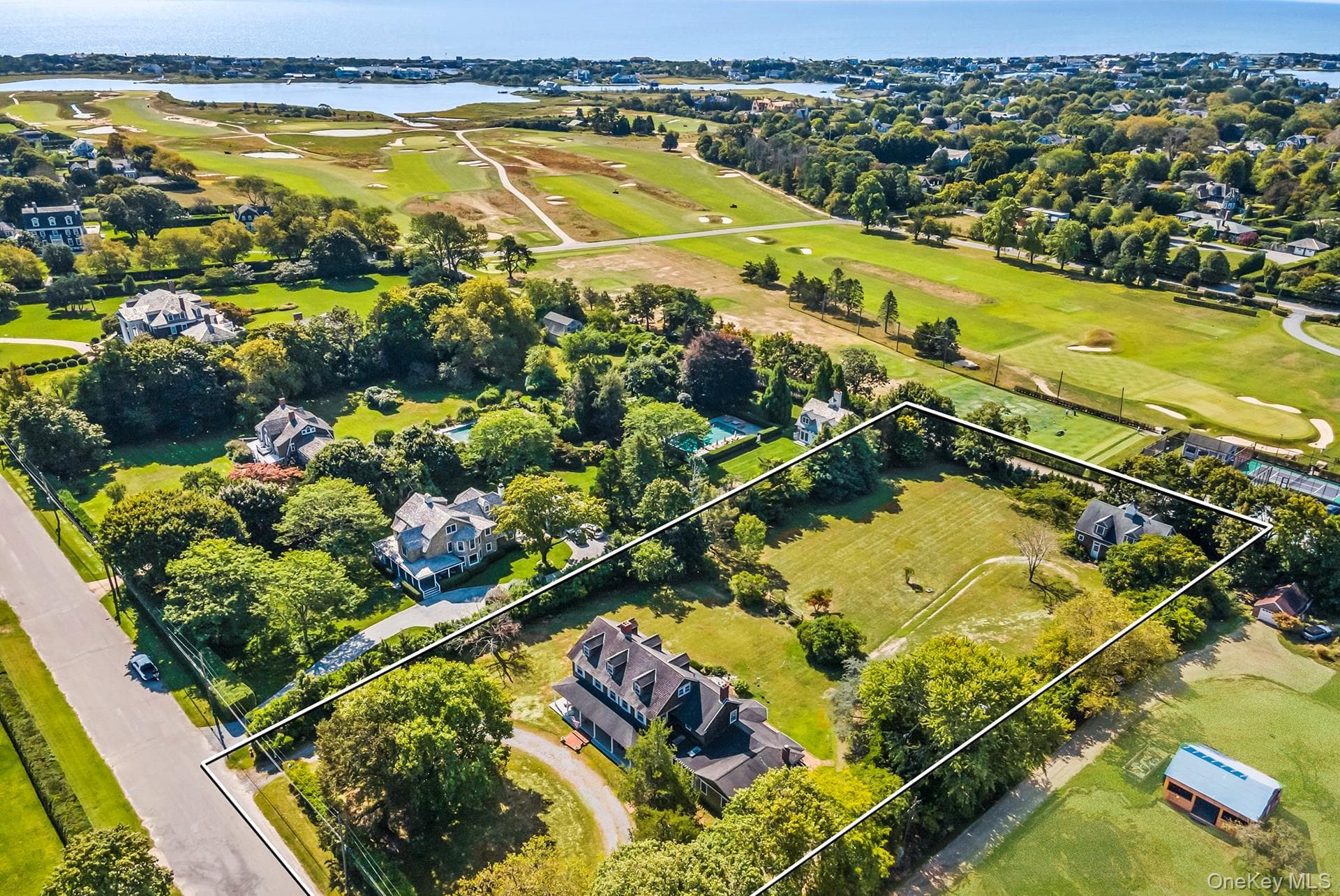 11 Shinnecock Road, Quogue