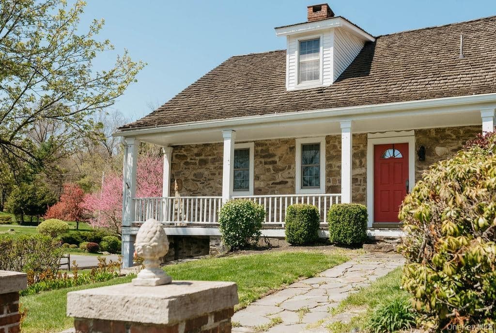 93 Horton Road photo 1