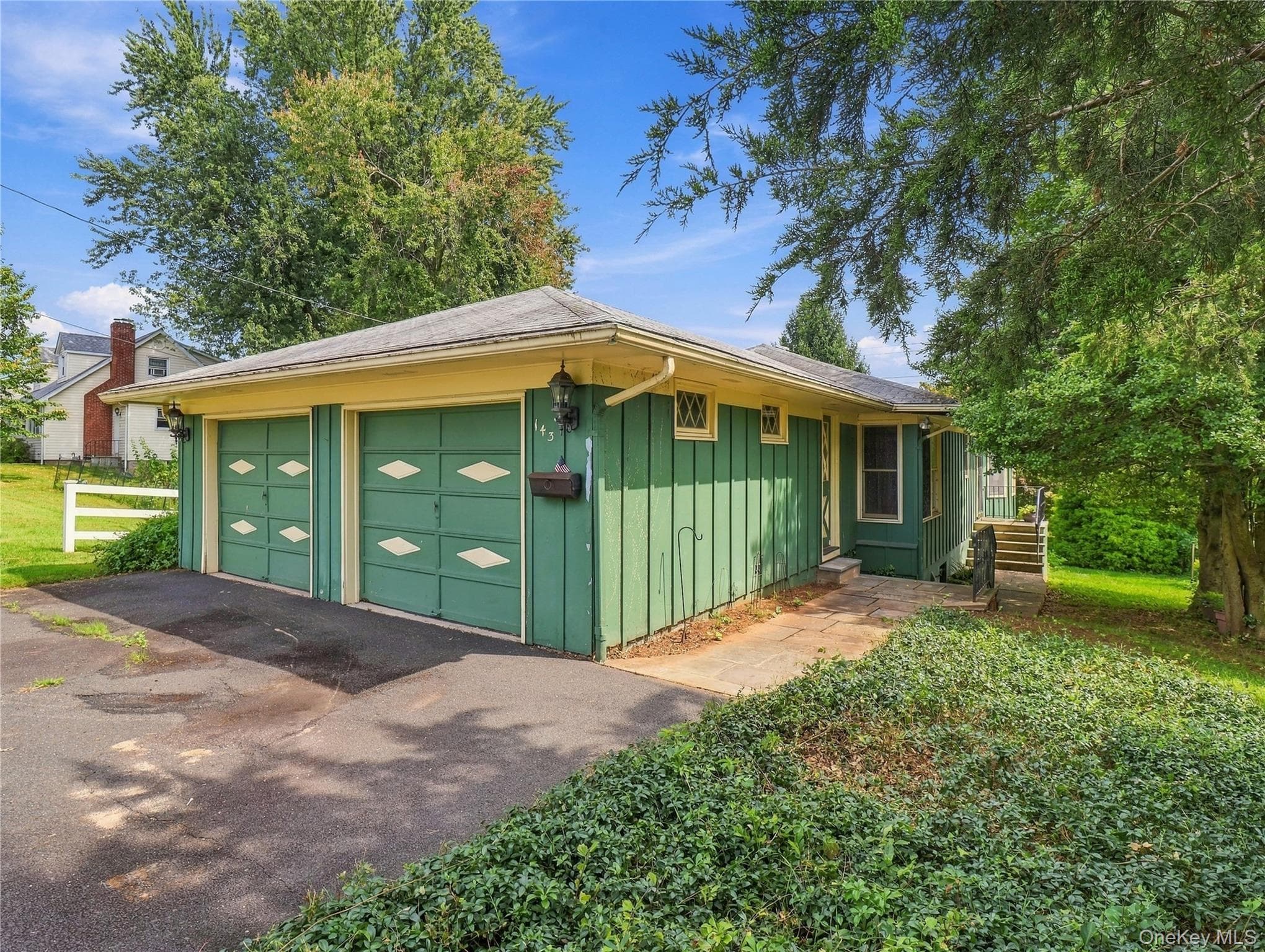 143 S Harrison Avenue thumbnail 31