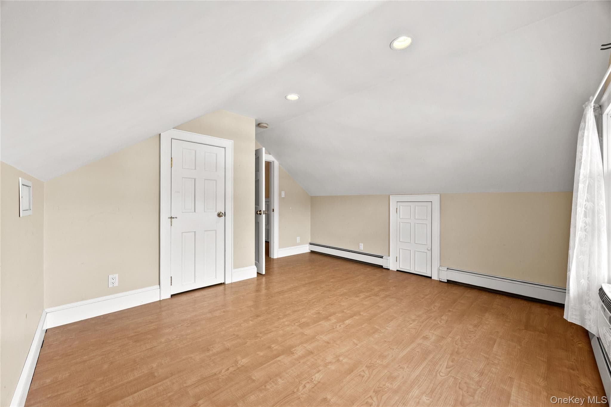 15 Pershing Avenue thumbnail 24