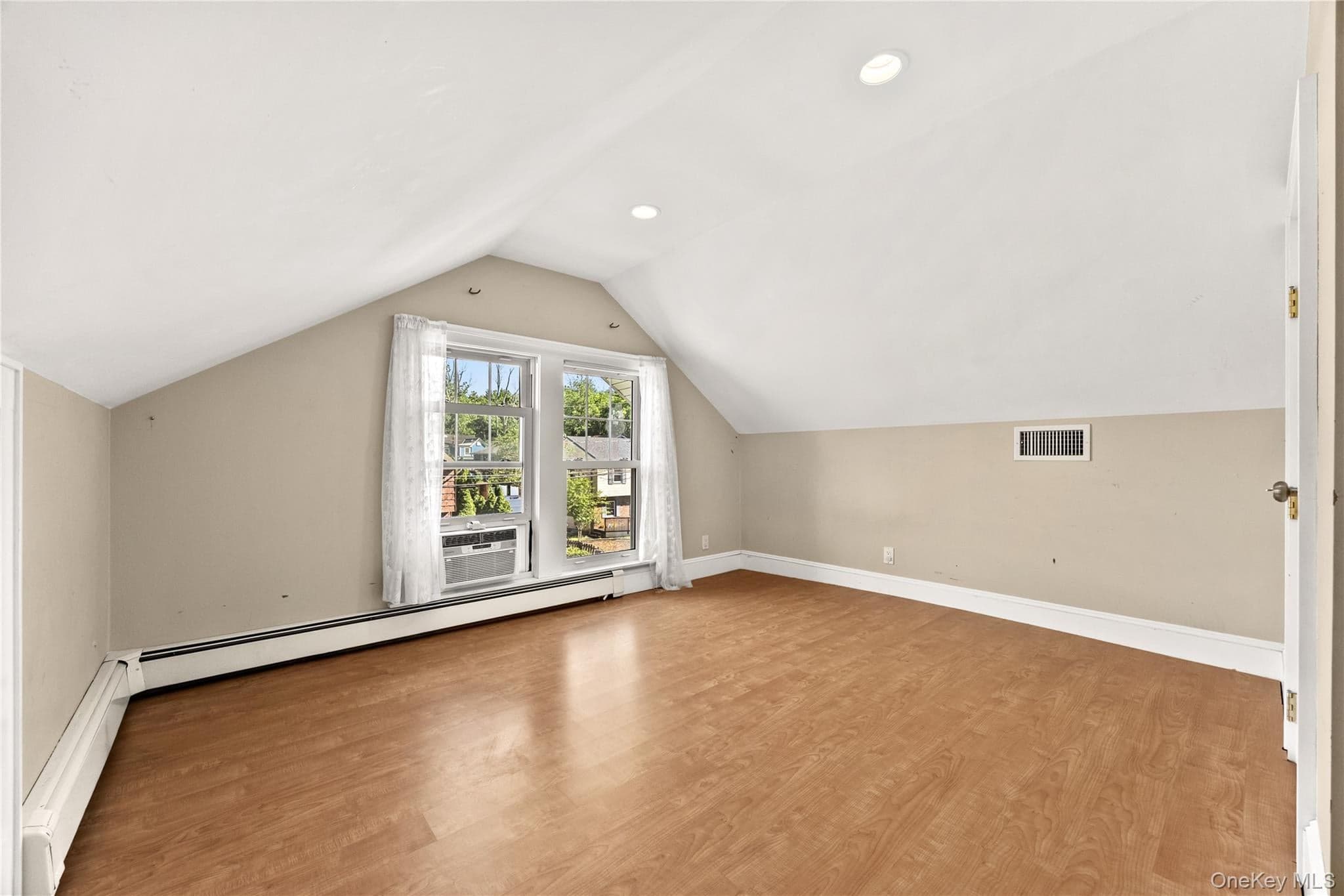 15 Pershing Avenue thumbnail 23
