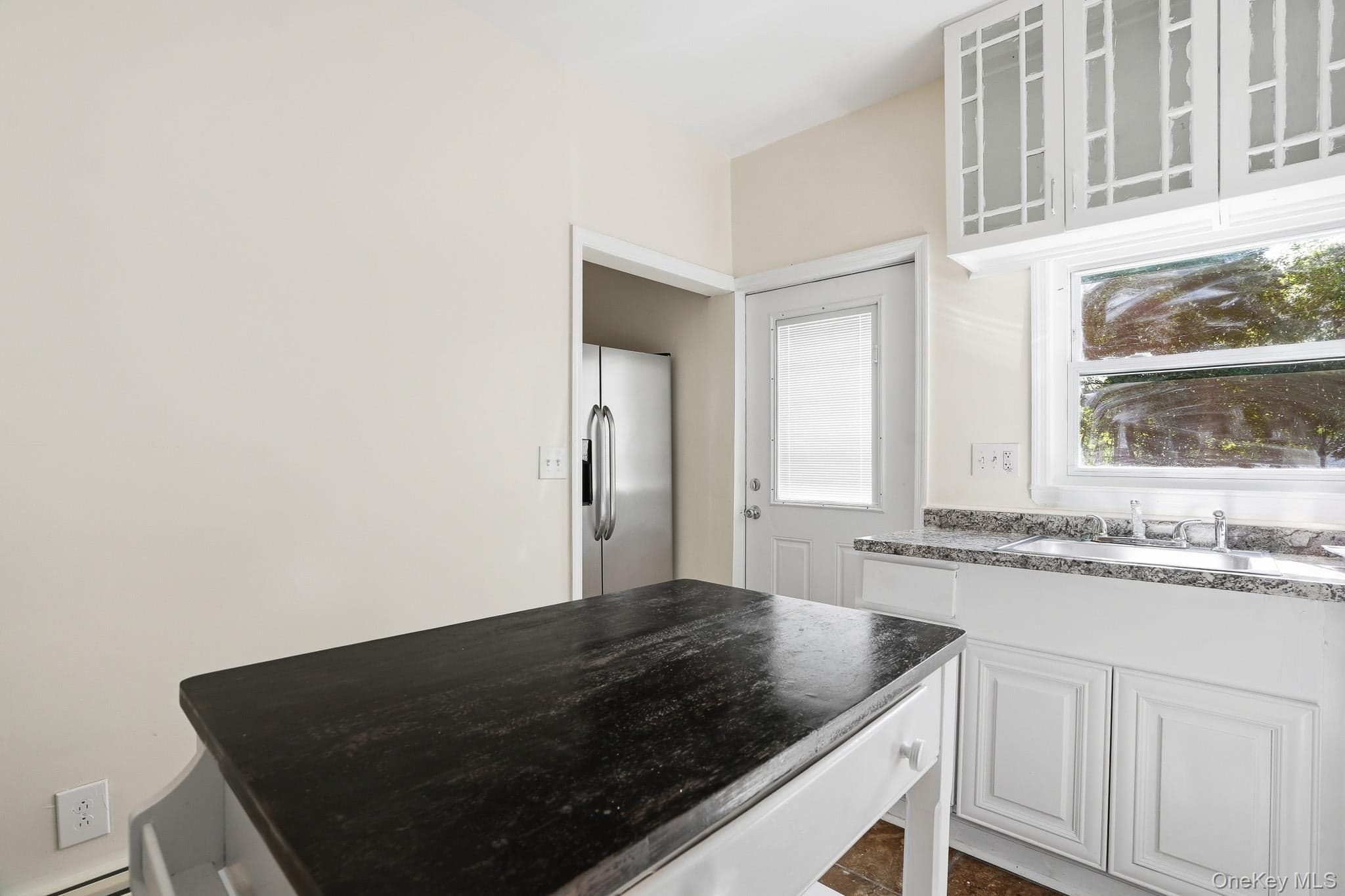 48 Parker Avenue thumbnail 14