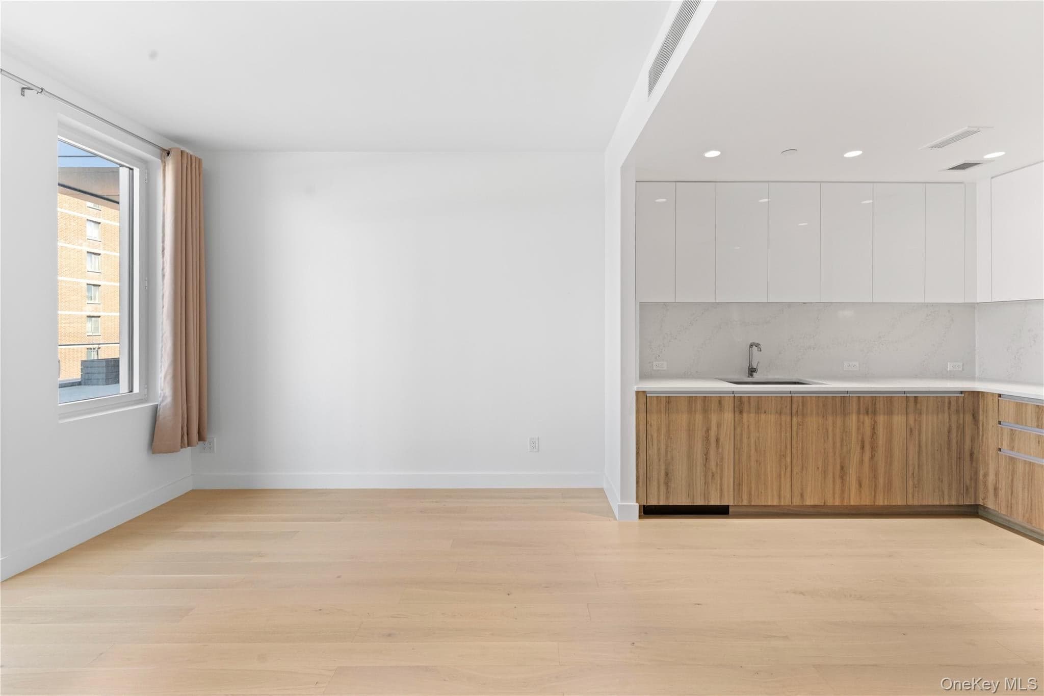 136-18 Maple Avenue Unit: 5G thumbnail 4