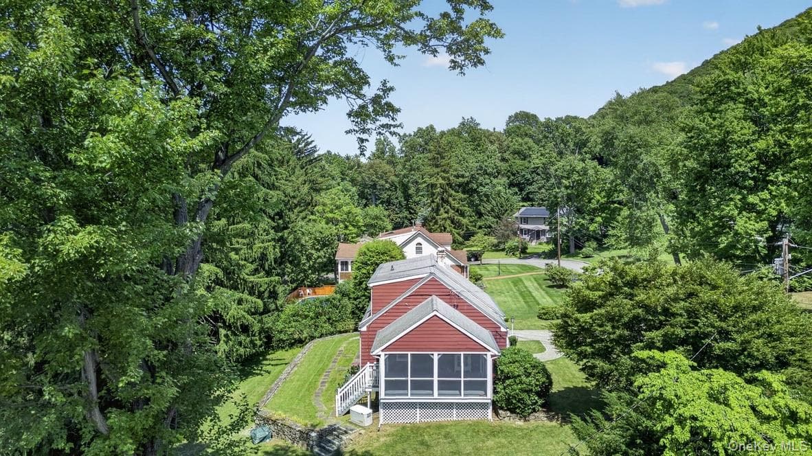17 Pleasant View Avenue thumbnail 37