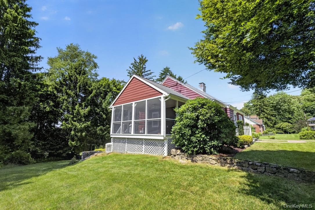 17 Pleasant View Avenue thumbnail 6