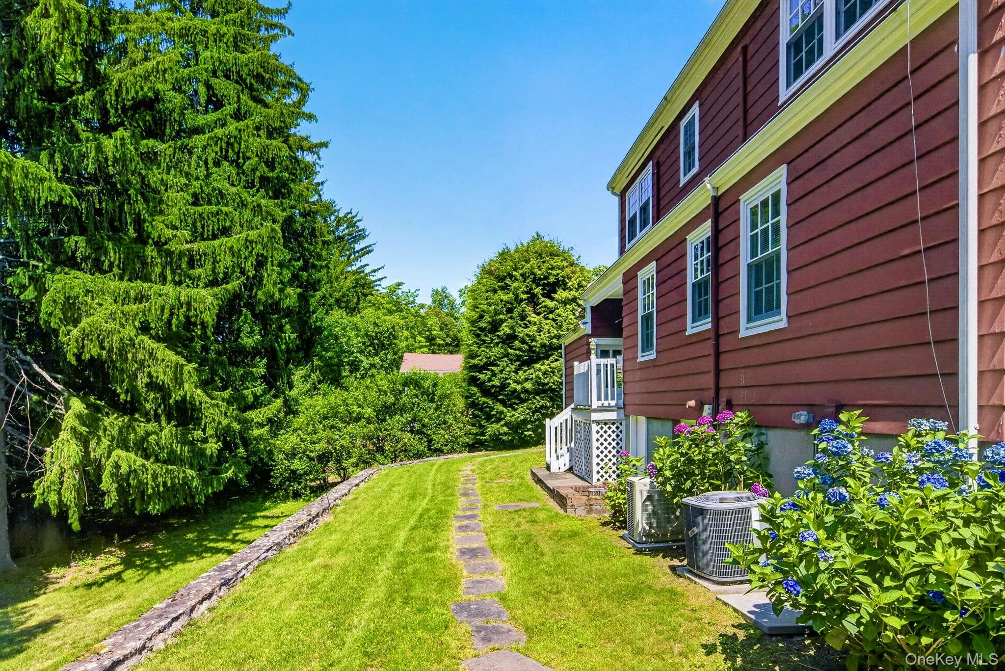 17 Pleasant View Avenue thumbnail 32