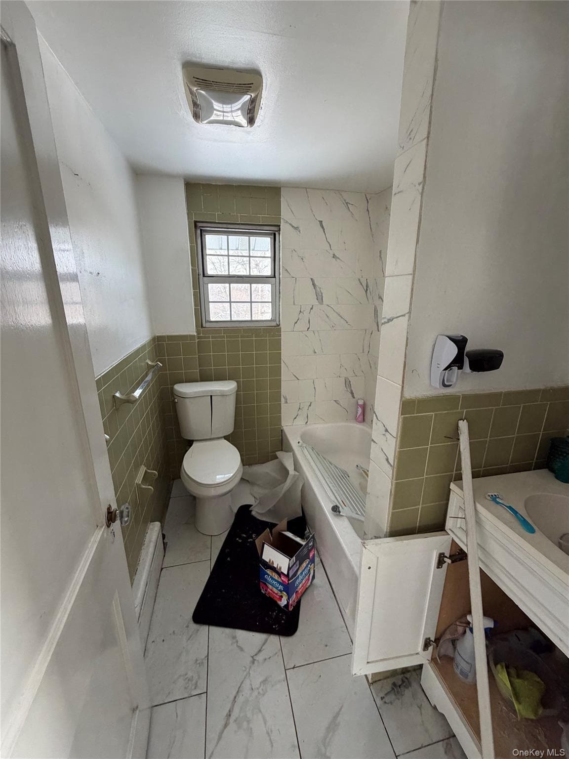 140 Grant Avenue thumbnail 4