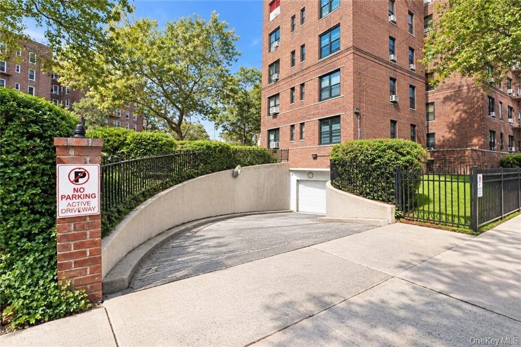 84-01 Main Street Unit: 429 thumbnail 18