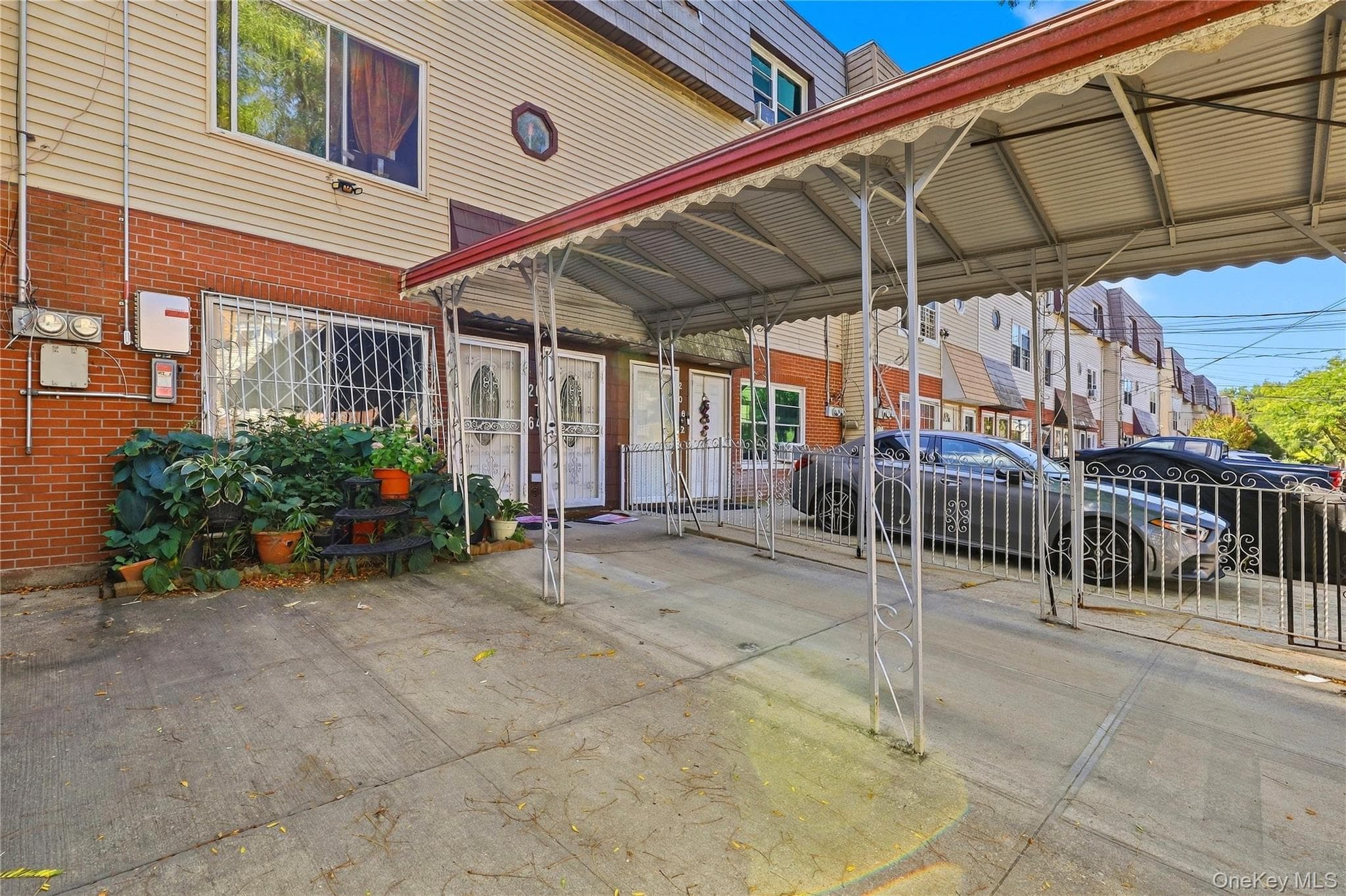 2064 Cicero Avenue thumbnail 2