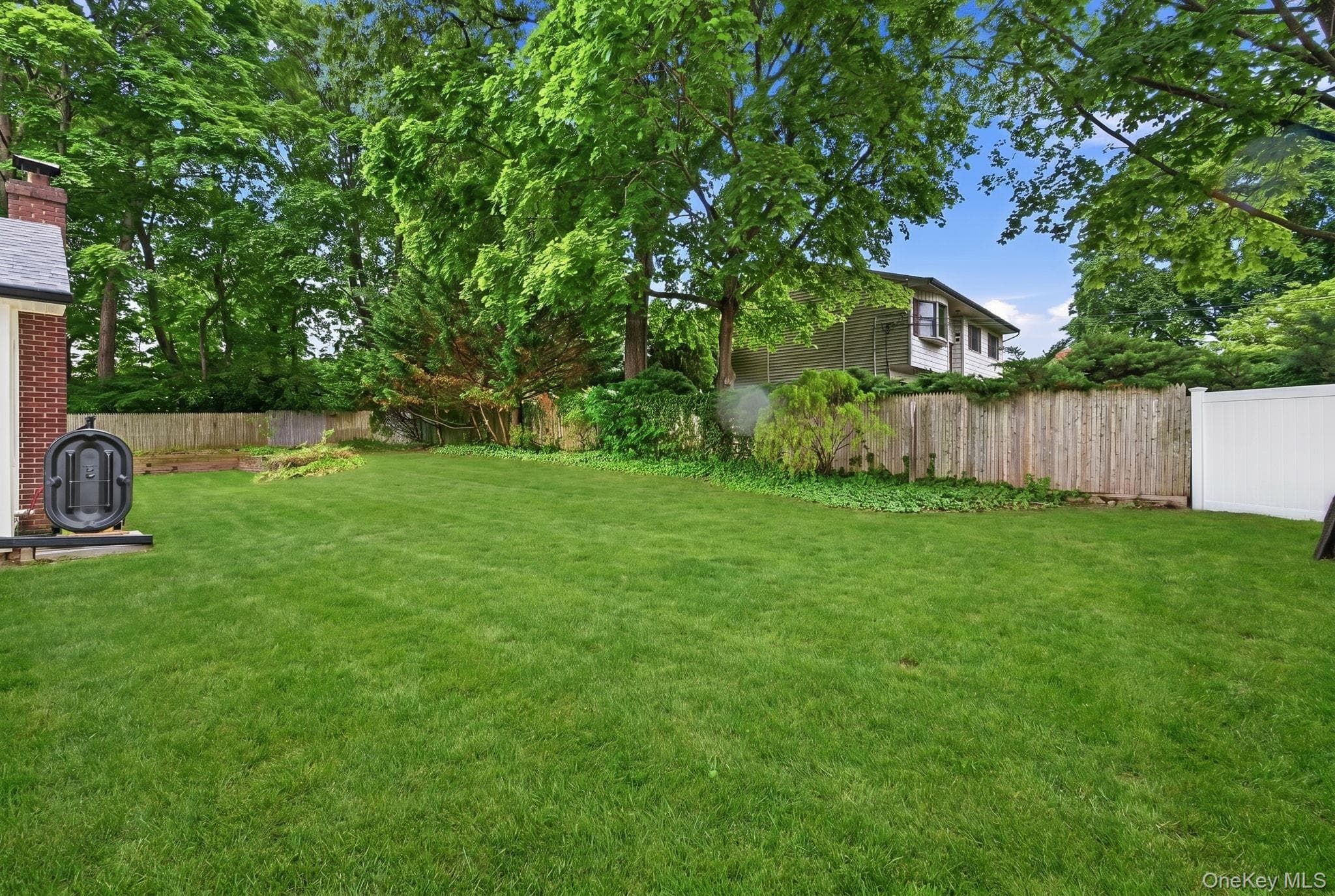 85 Kenneth Avenue thumbnail 39