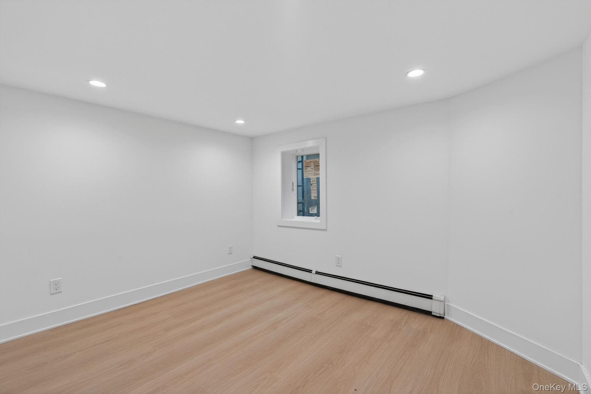 85 Kenneth Avenue thumbnail 27