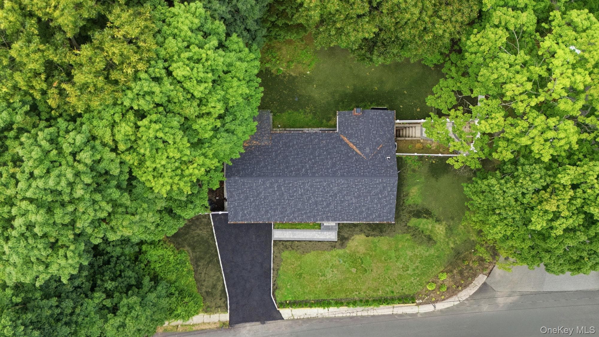 85 Kenneth Avenue thumbnail 44