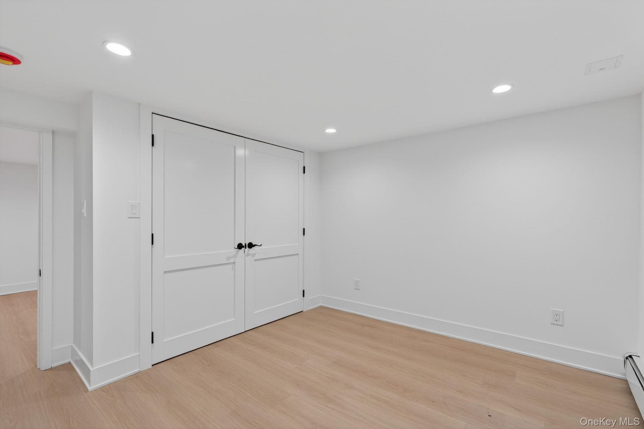 85 Kenneth Avenue thumbnail 26