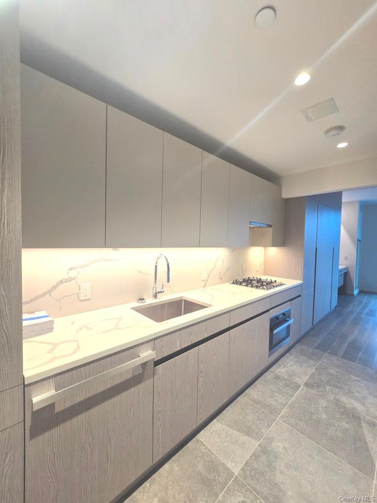 13336 37th Avenue Unit: 5N thumbnail 2