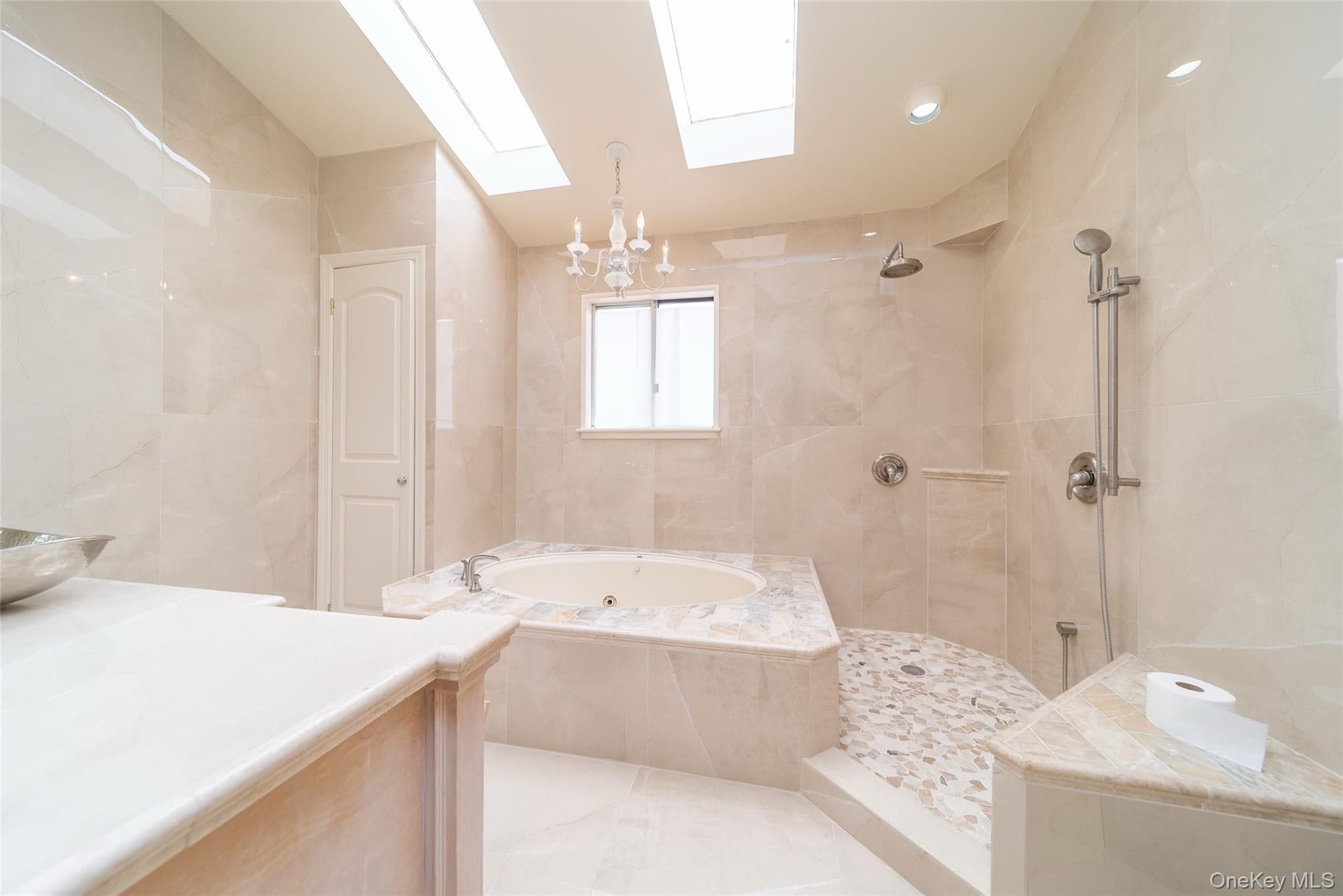 145-67 5th Avenue thumbnail 12