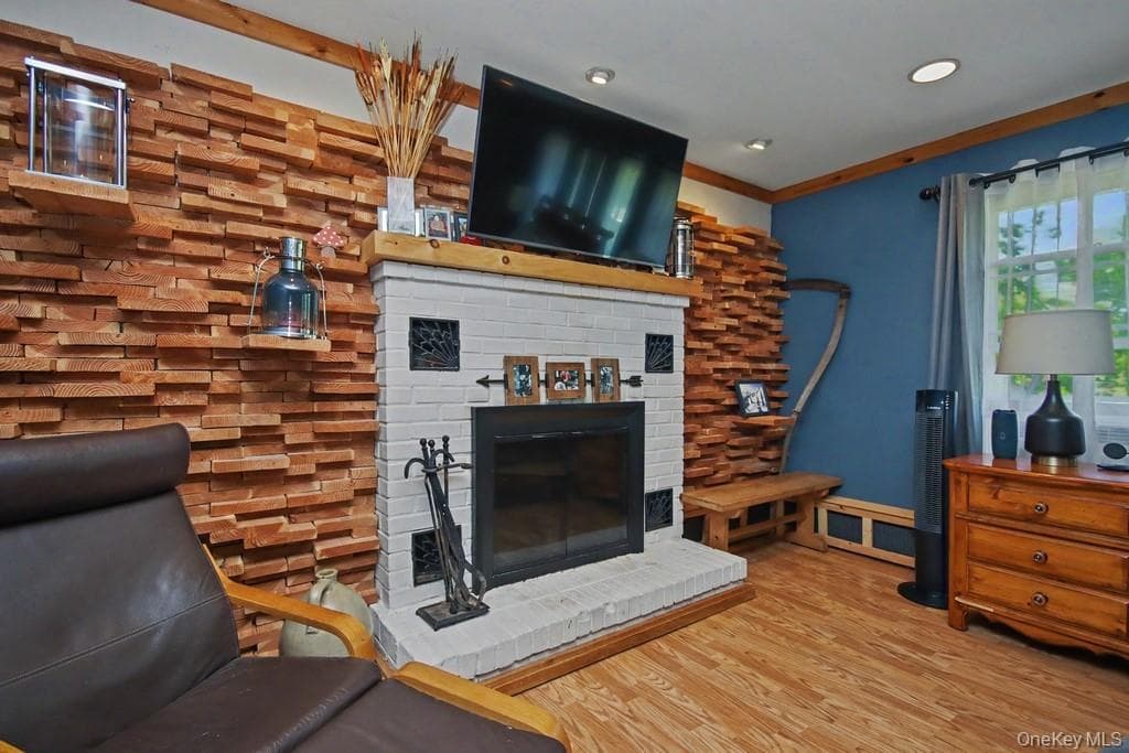 105 Cold Spring Road thumbnail 13