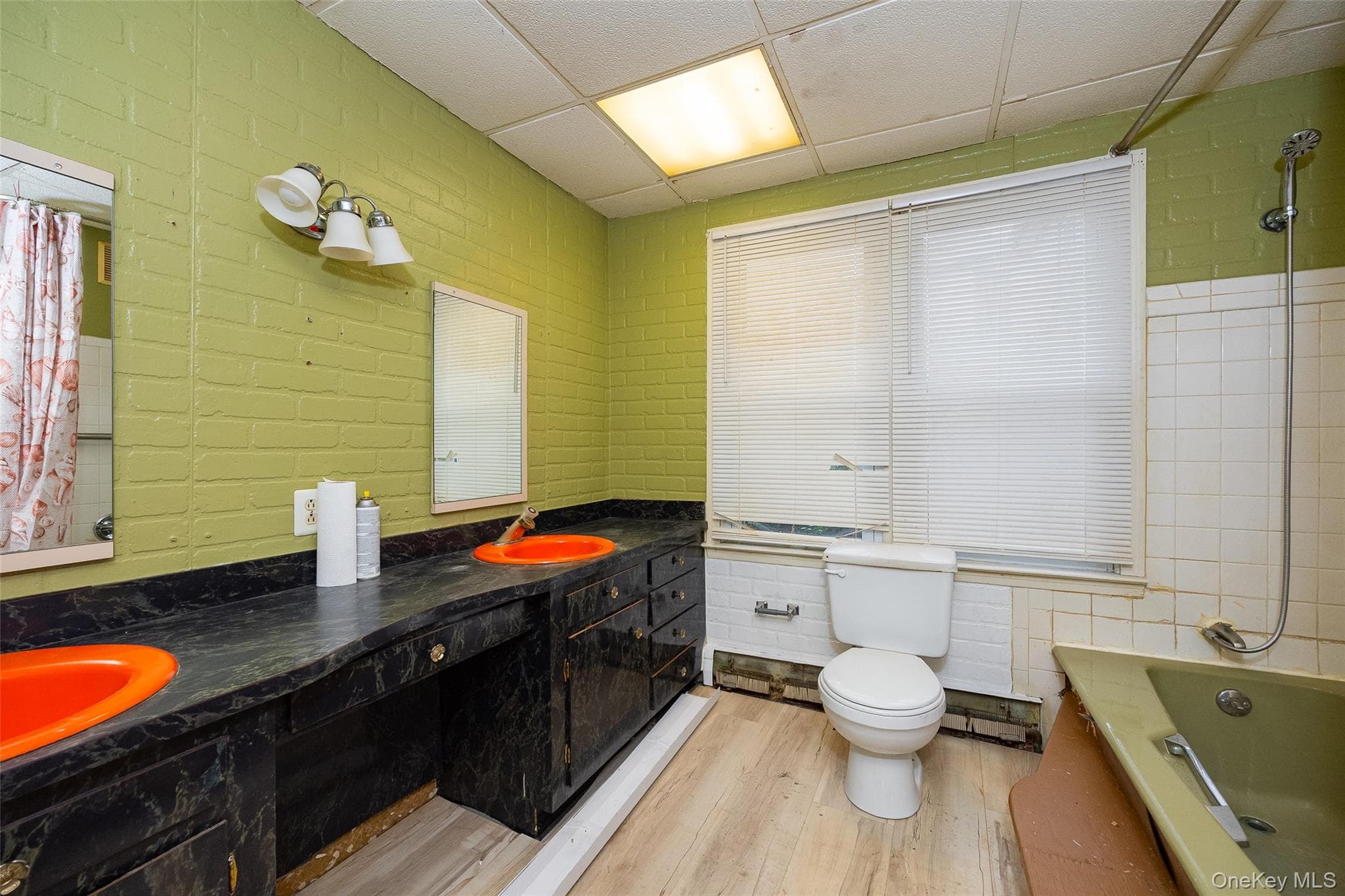 81 Vineyard Avenue thumbnail 36