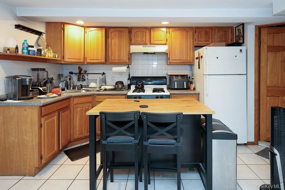25-30 36th Avenue thumbnail 21