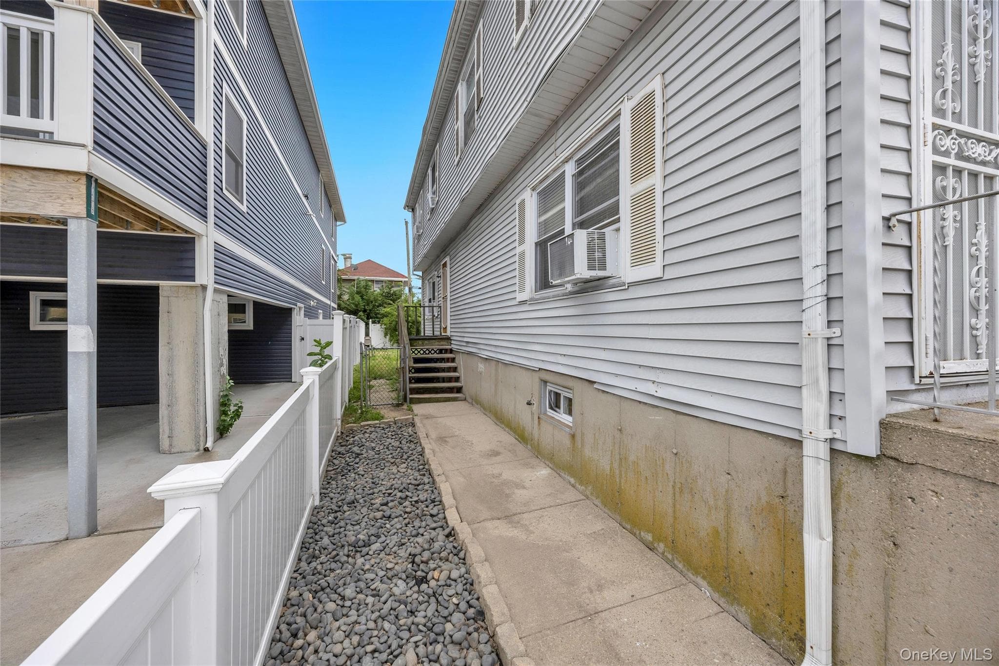 20 E Pine Street thumbnail 3